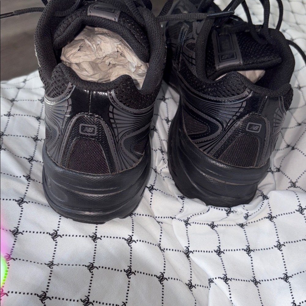 New Balance Charcoal Running Shoes - Picture 14 of 14